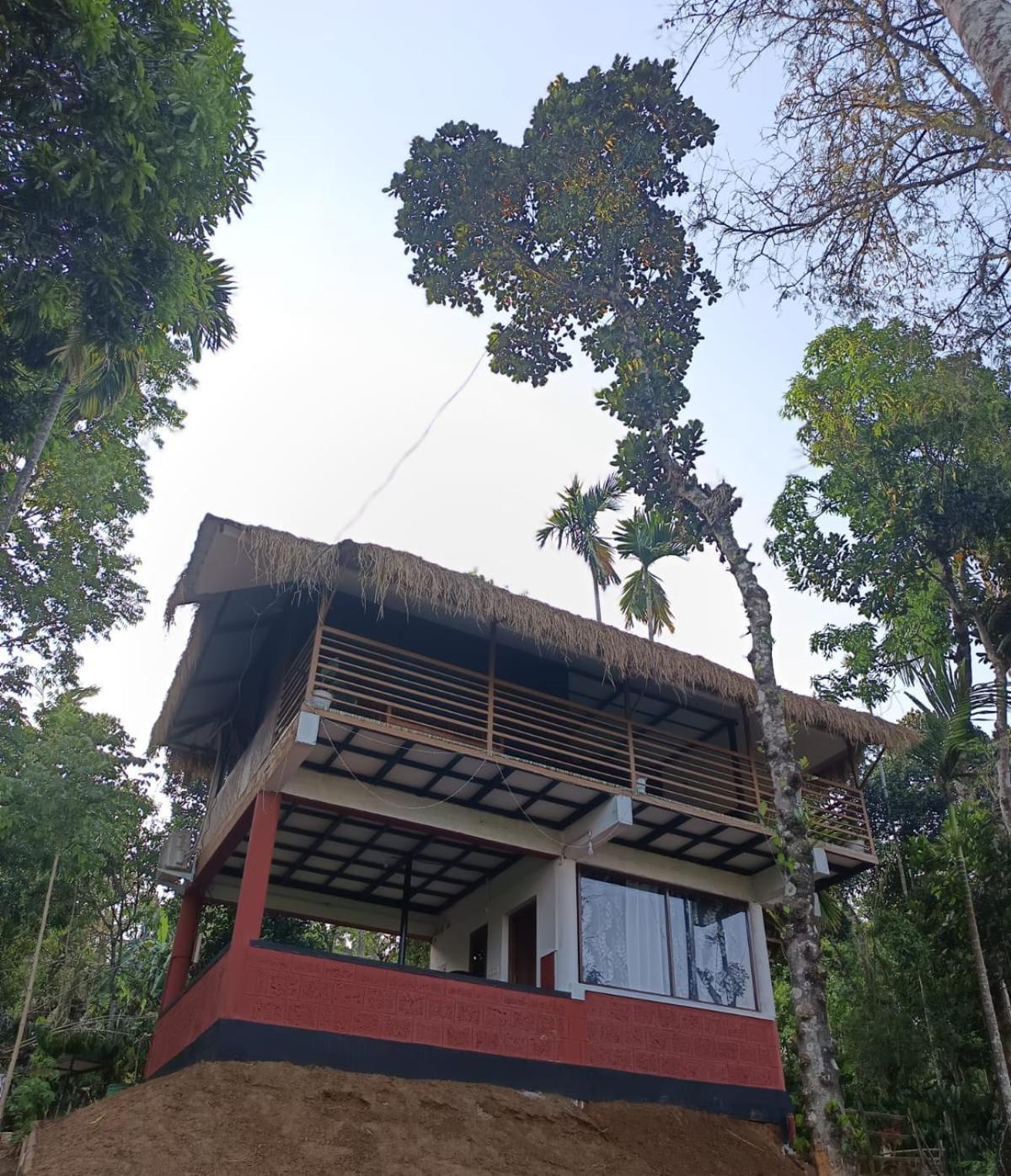 Kuruva Shoreline Wayanad Chegat Exterior photo